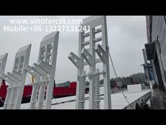 รถกึ่งพ่วงพื้นเรียบ 3 เพลา พร้อมพื้นผิวแชสซีป้องกันสนิม สีขาว